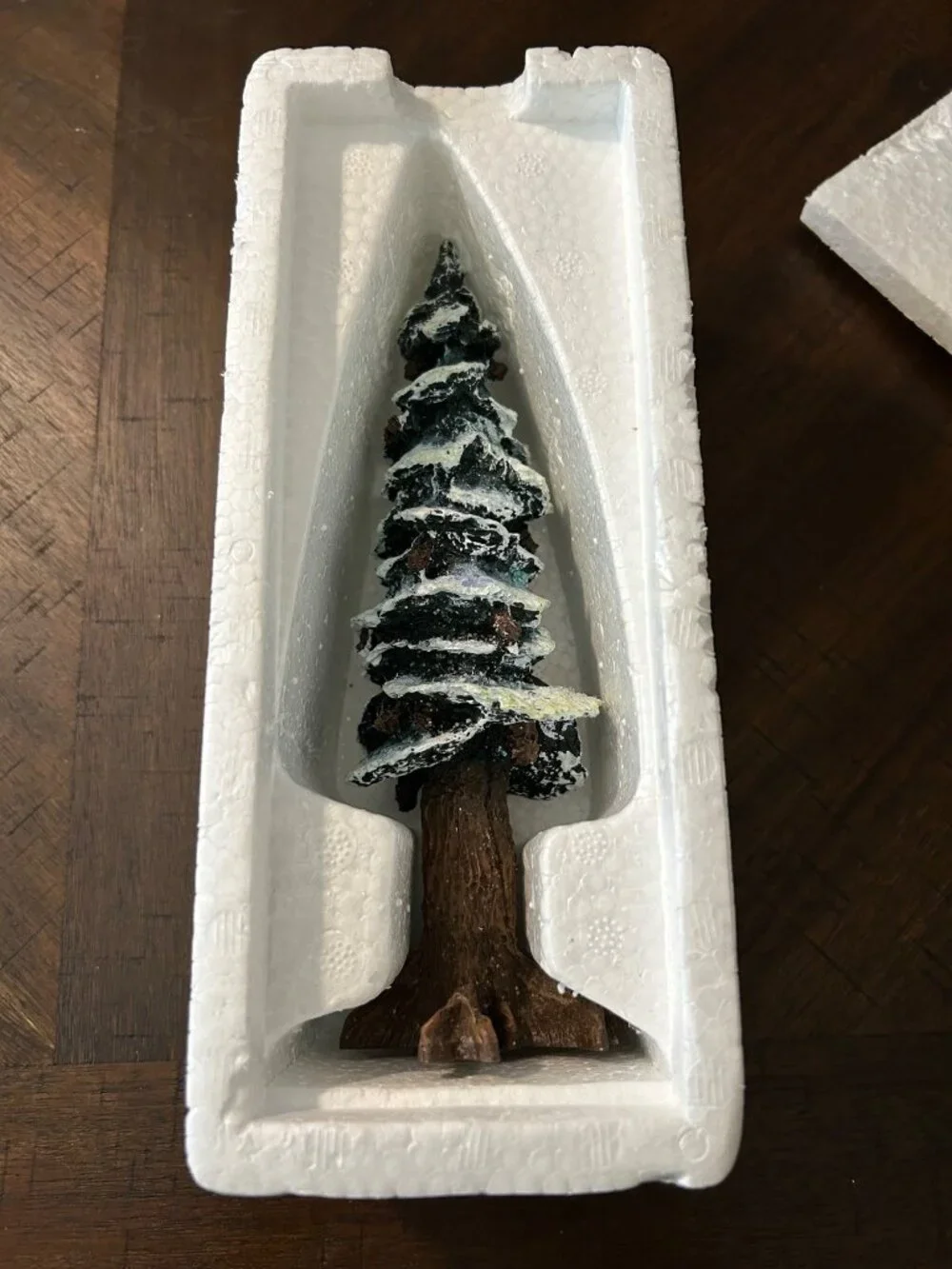 Village Pole Pine Tree 8